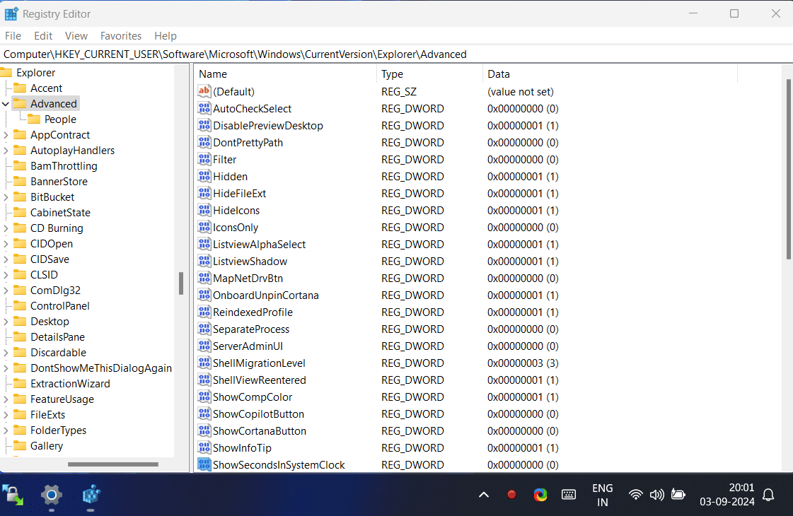 Modifying Registry File DWORD 32-bit Value to 1 displays seconds in system tray clock.